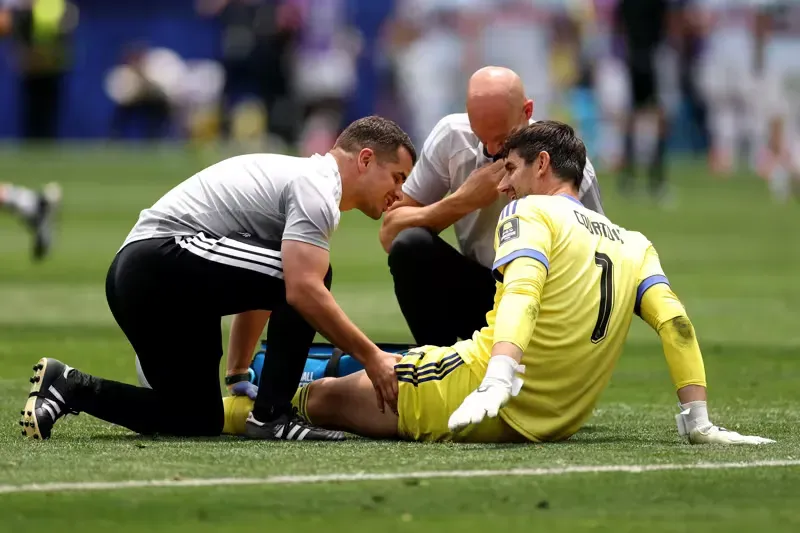 Courtois pode desfalcar Real Madrid de Mourinho